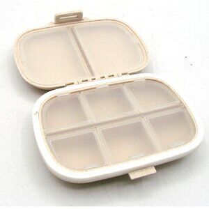 NEW Holii Travel Pill Box Hard Case Organizer Vitamin Meds 8 Compartments Pocket